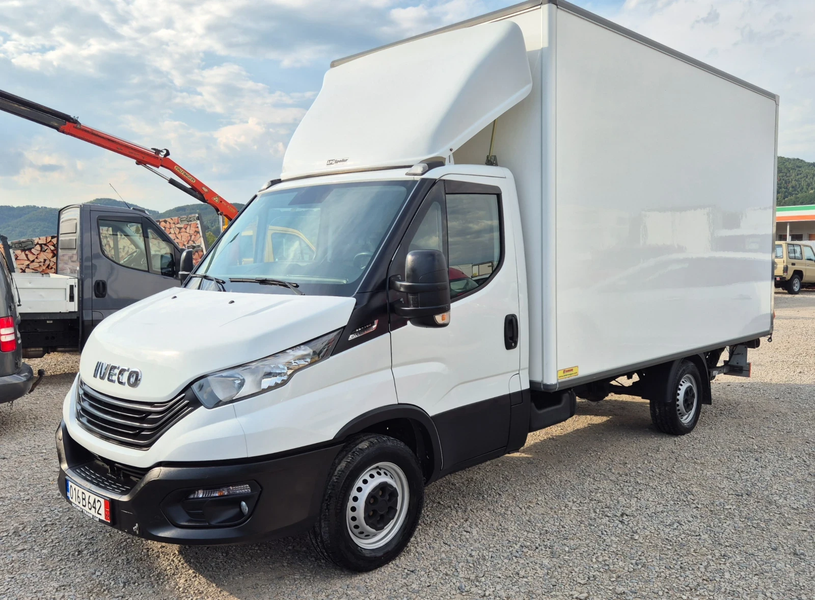 Iveco Daily 35s16* HI-MATIC* БОРД* КЛИМА* ШВЕЙЦАРИЯ, снимка 8 - Бусове и автобуси - 55804080