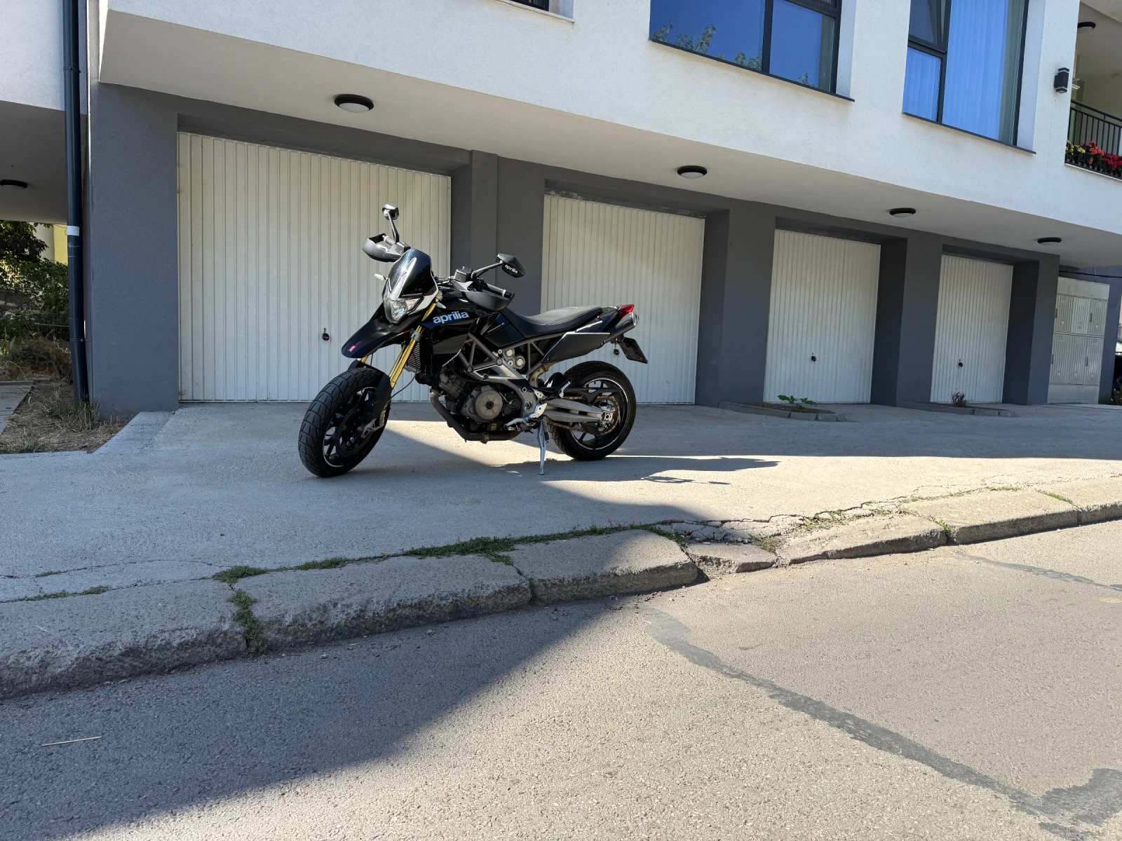 Aprilia Dorsoduro  - изображение 3