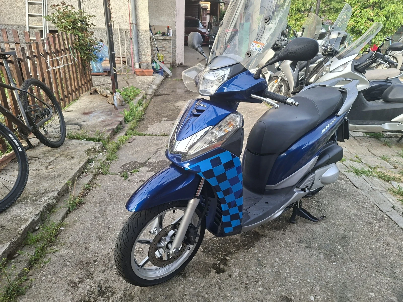 Honda Sh 300ie Промо цена, снимка 10 - Мотоциклети и мототехника - 54458934