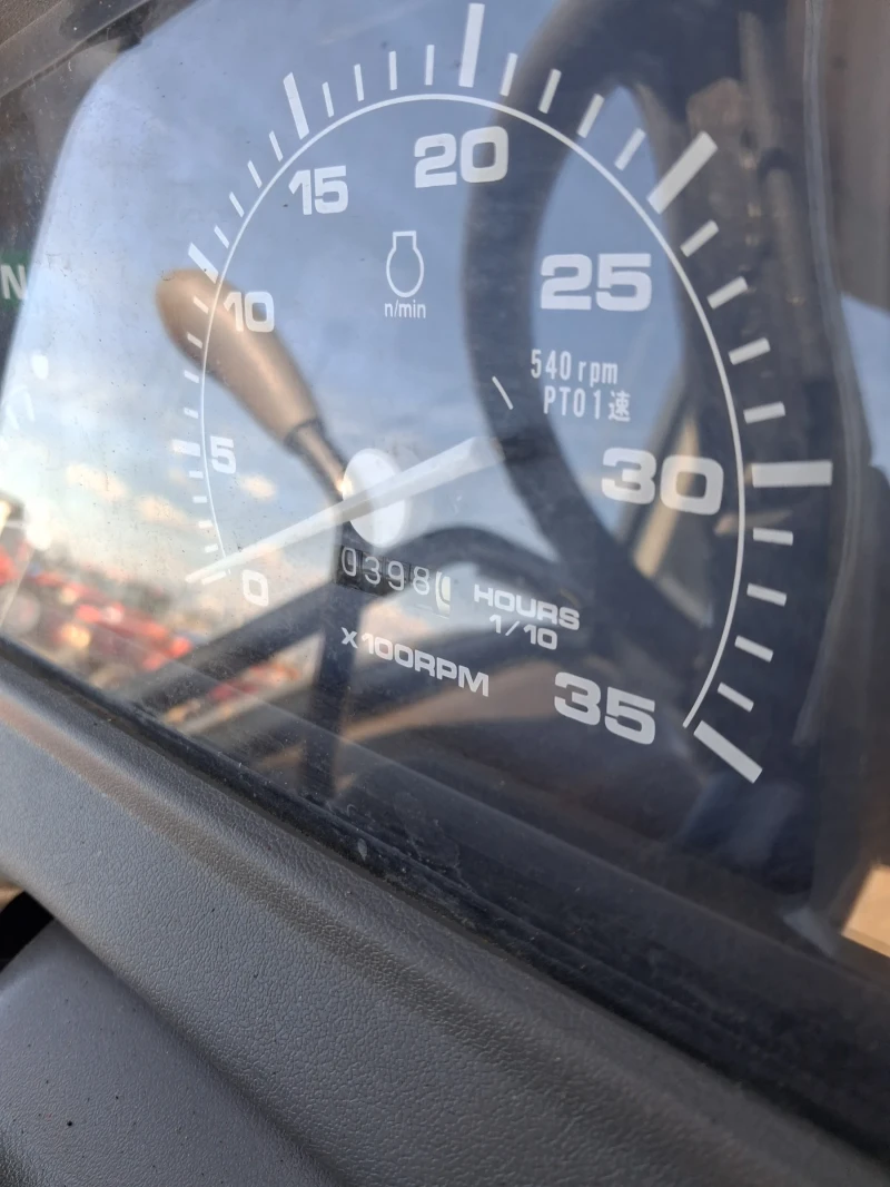 Трактор Kubota скайтрак , снимка 3 - Селскостопанска техника - 53108403