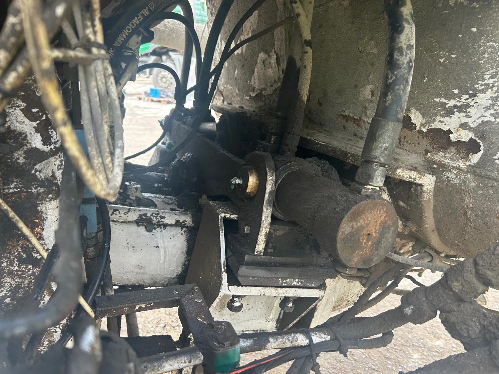 Бетон помпа Iveco CIFA 24 - изображение 8