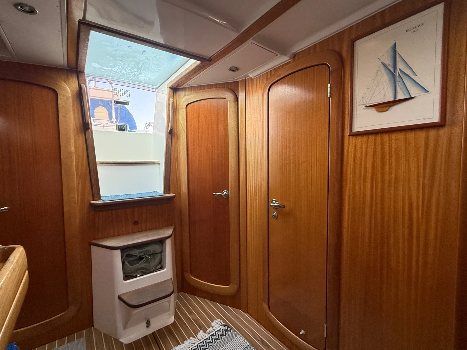 Ветроходна лодка Dufour Classic 38, снимка 9 - Воден транспорт - 54181268