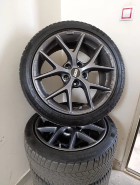        225/45R18