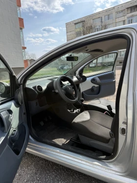 Toyota Aygo, снимка 8