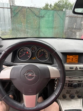 Opel Astra 1.7CDTI 110HP Facelift, снимка 12