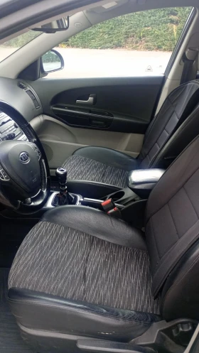 Kia Ceed 1.6 CRDI, снимка 12