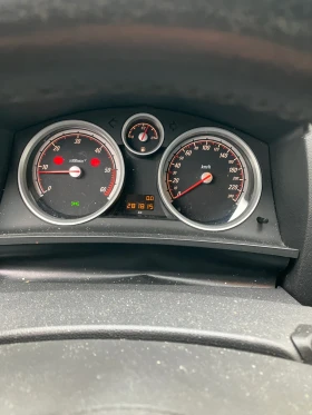 Opel Zafira 1.9CDTI FACE LIFT, снимка 6