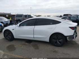 Tesla Model 3 LONG RANGE* DUAL MOTOR* 4X4* ПАНОРАМА* КАМЕРИ | Auto.bg — изображение 9