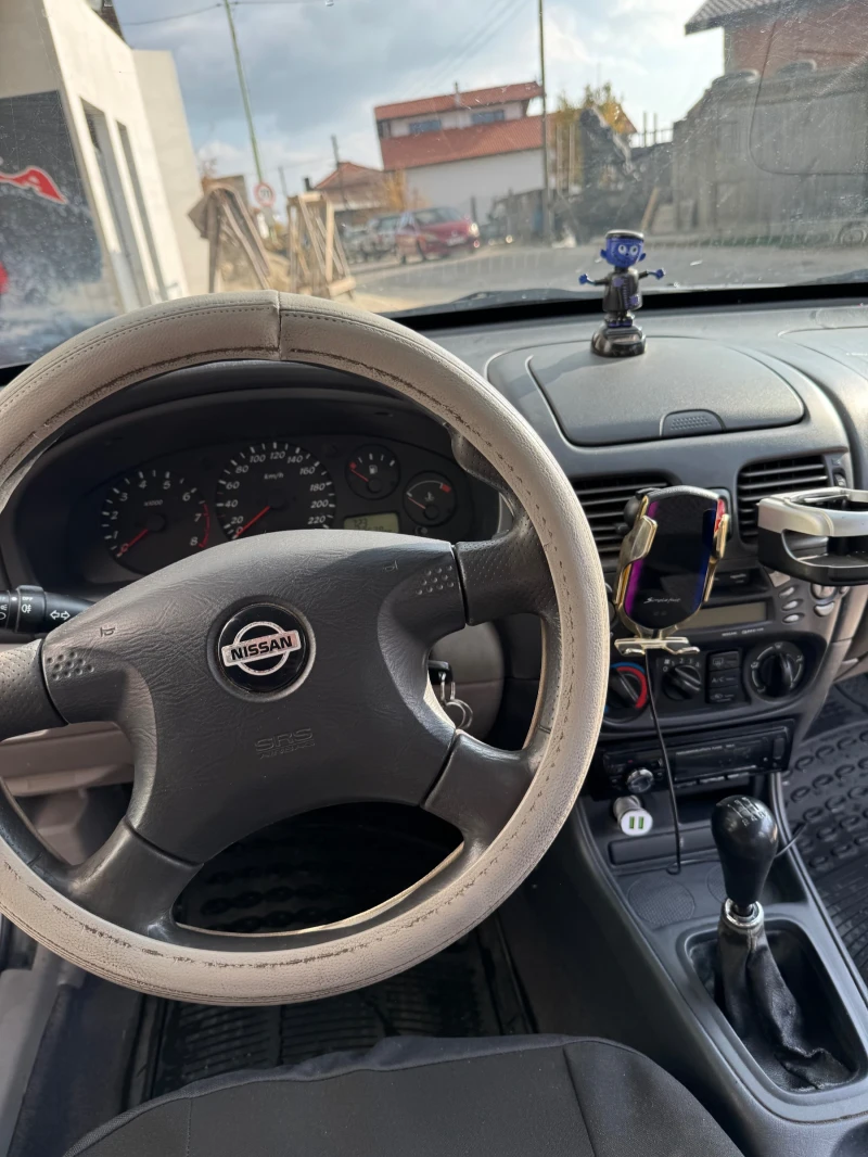 Nissan Almera, снимка 7 - Автомобили и джипове - 47778044