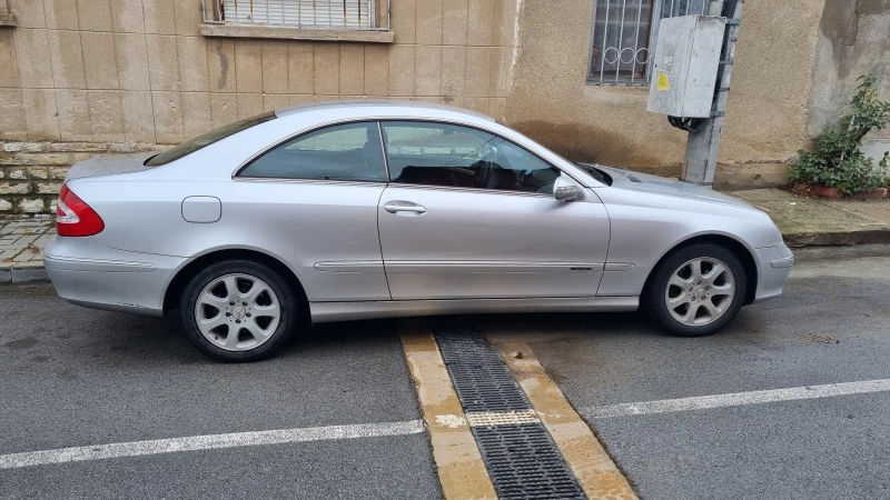 Mercedes-Benz CLK, снимка 2 - Автомобили и джипове - 48360977