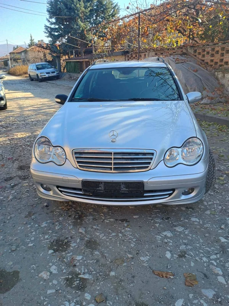 Mercedes-Benz C 180, снимка 1 - Автомобили и джипове - 48522862