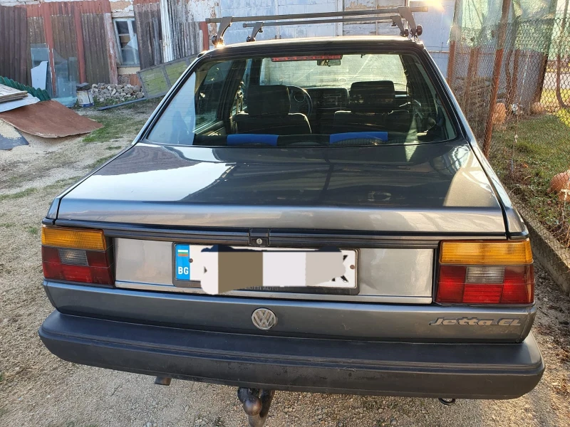 VW Jetta, снимка 2 - Автомобили и джипове - 49103318