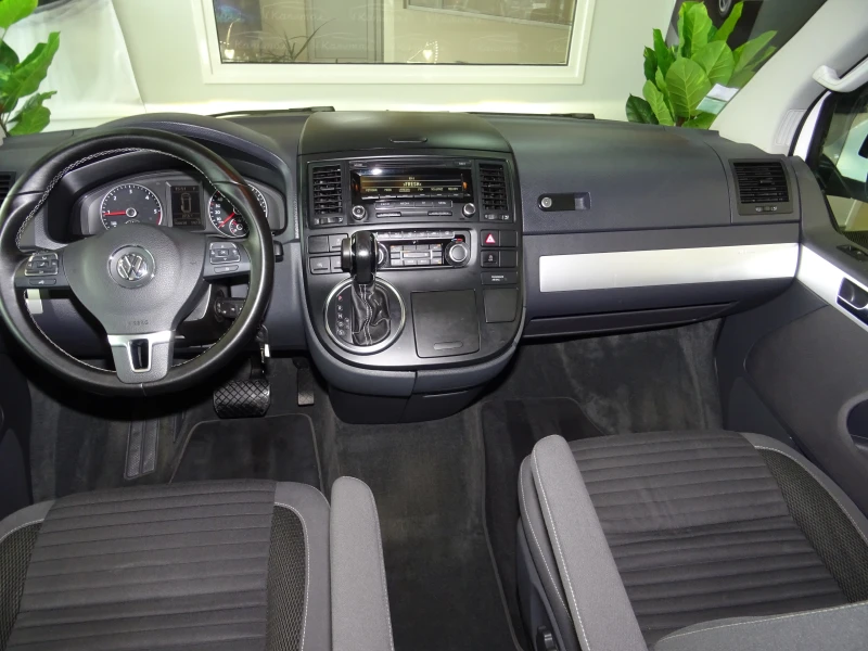VW Multivan EDITION 25* 2.0TDI BI TURBO 180, снимка 9 - Автомобили и джипове - 49391411