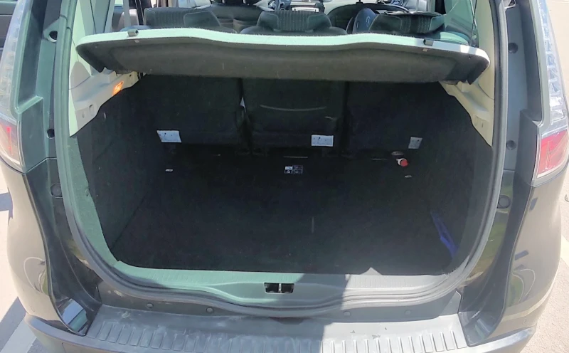 Renault Scenic Bose Edition , снимка 5 - Автомобили и джипове - 52144044