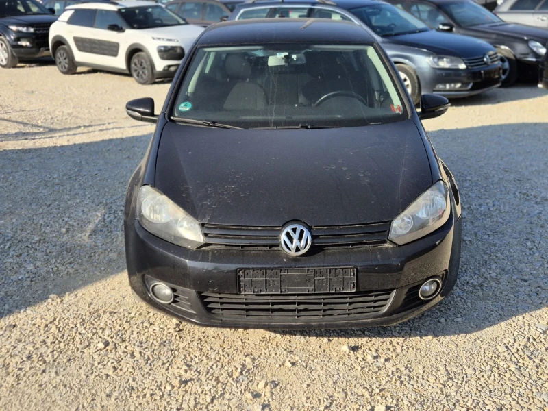 VW Golf 1.6 TDI BLUEMOTION, снимка 3 - Автомобили и джипове - 52165655