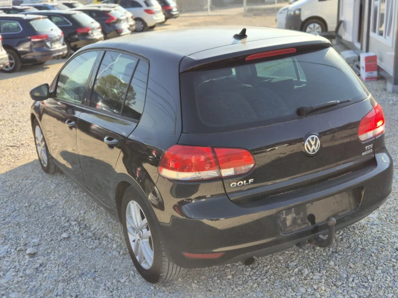 VW Golf 1.6 TDI BLUEMOTION, снимка 7 - Автомобили и джипове - 52165655