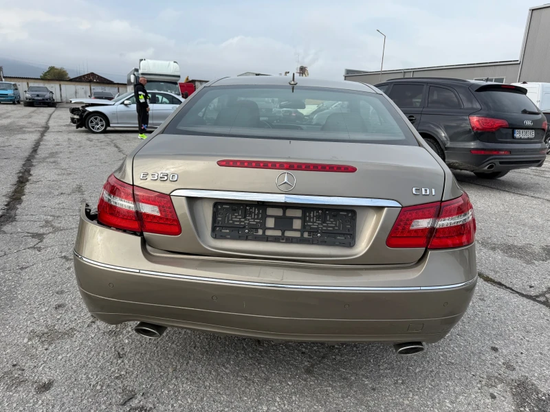 Mercedes-Benz E 350, снимка 11 - Автомобили и джипове - 52713417