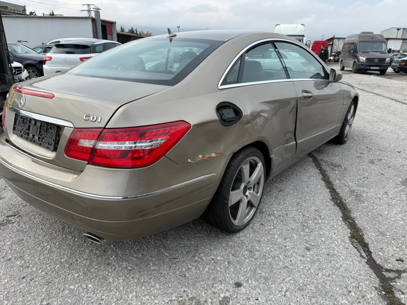 Mercedes-Benz E 350, снимка 10 - Автомобили и джипове - 52713417