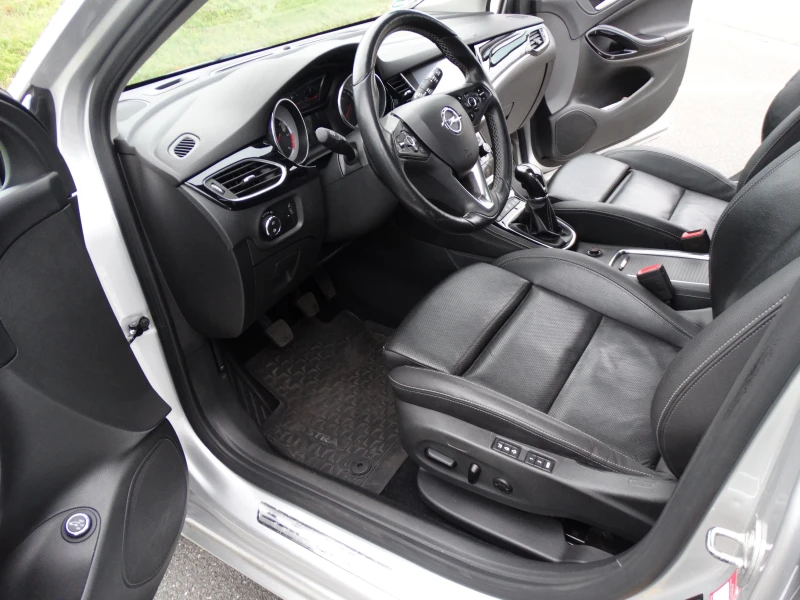 Opel Astra K 1.6 BiTurbo Diesel Ultimate, снимка 7 - Автомобили и джипове - 52769743