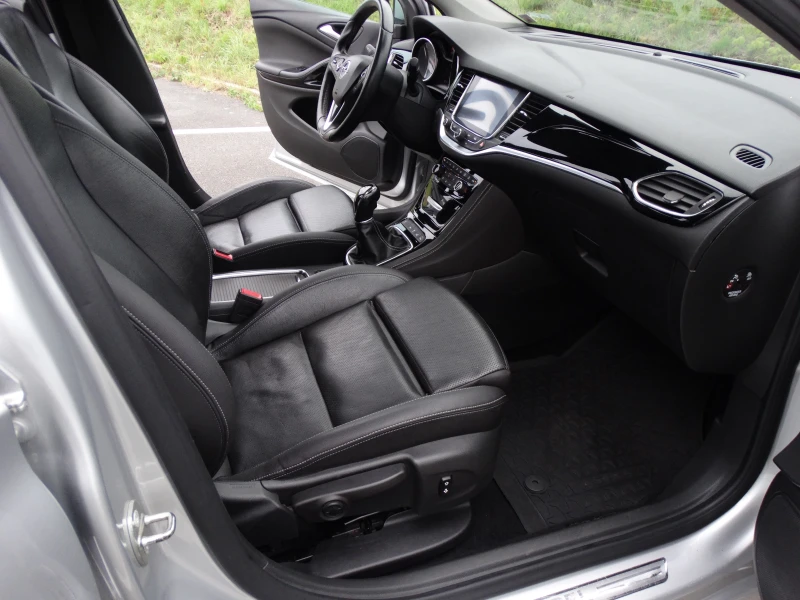 Opel Astra K 1.6 BiTurbo Diesel Ultimate, снимка 8 - Автомобили и джипове - 52769743