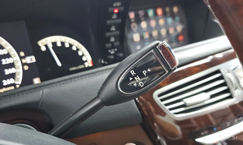 Mercedes-Benz CL 500, снимка 9 - Автомобили и джипове - 52804594