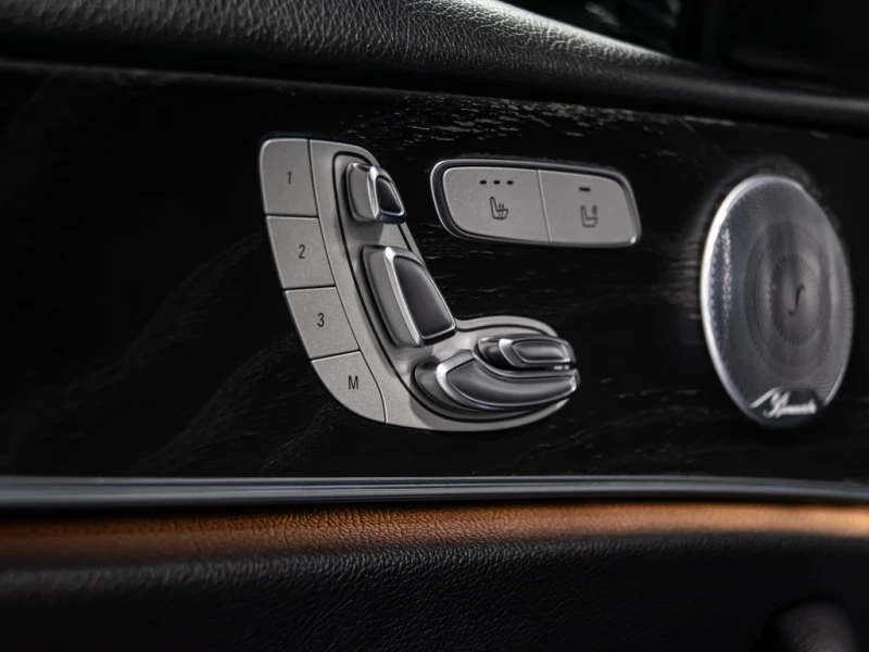 Mercedes-Benz E 450 450 4MATIC, снимка 8 - Автомобили и джипове - 53160978