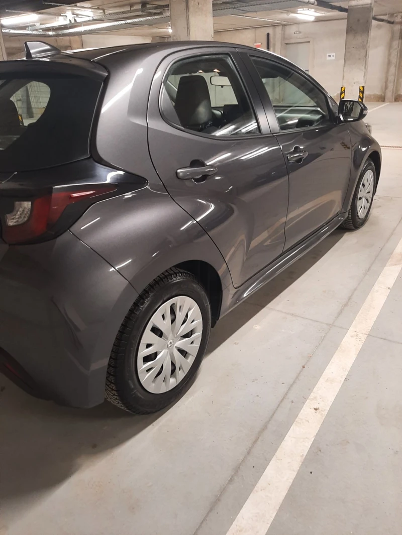 Toyota Yaris Fancy, снимка 10 - Автомобили и джипове - 53168824
