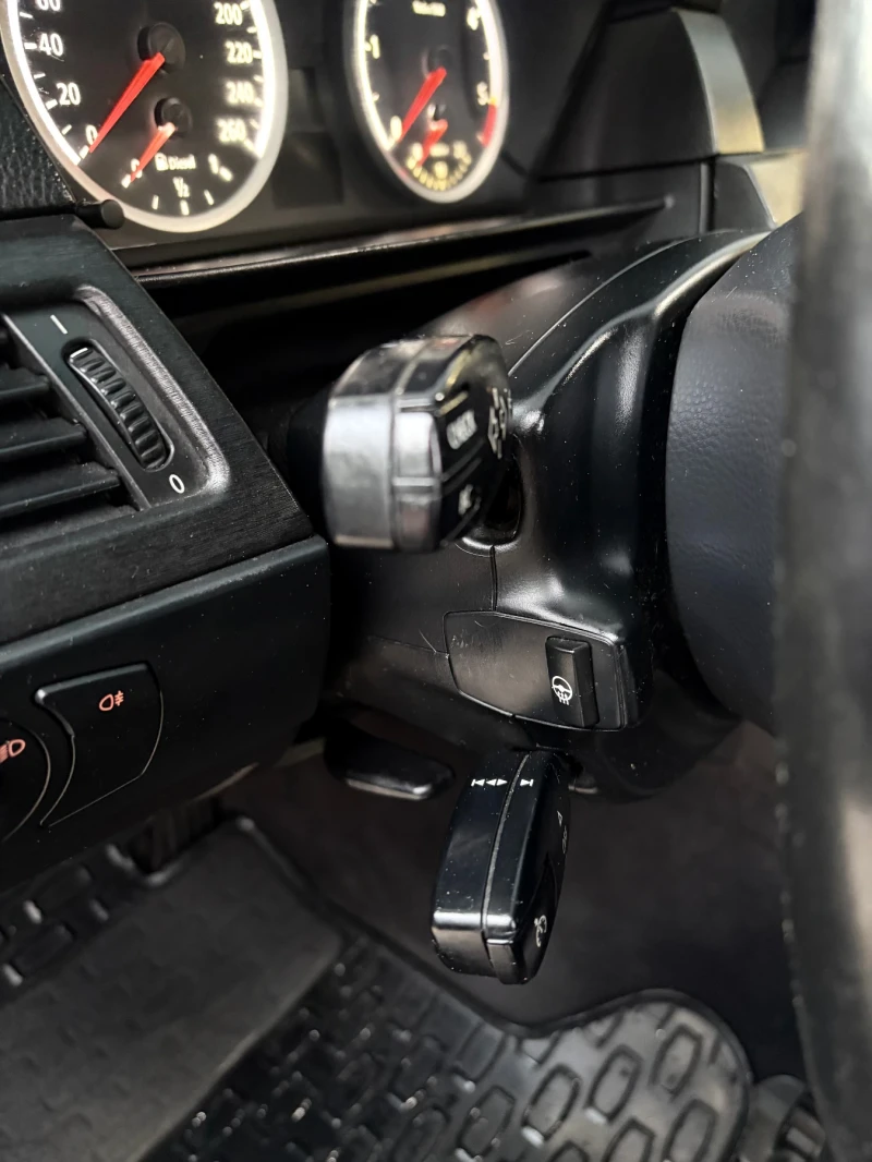 BMW 535 3.5 D, снимка 15 - Автомобили и джипове - 53204860