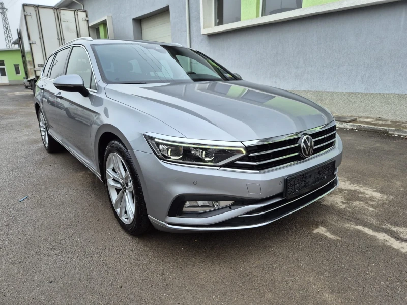 VW Passat Elegance, Digital, IQ Light, Камера, История , снимка 2 - Автомобили и джипове - 53208579