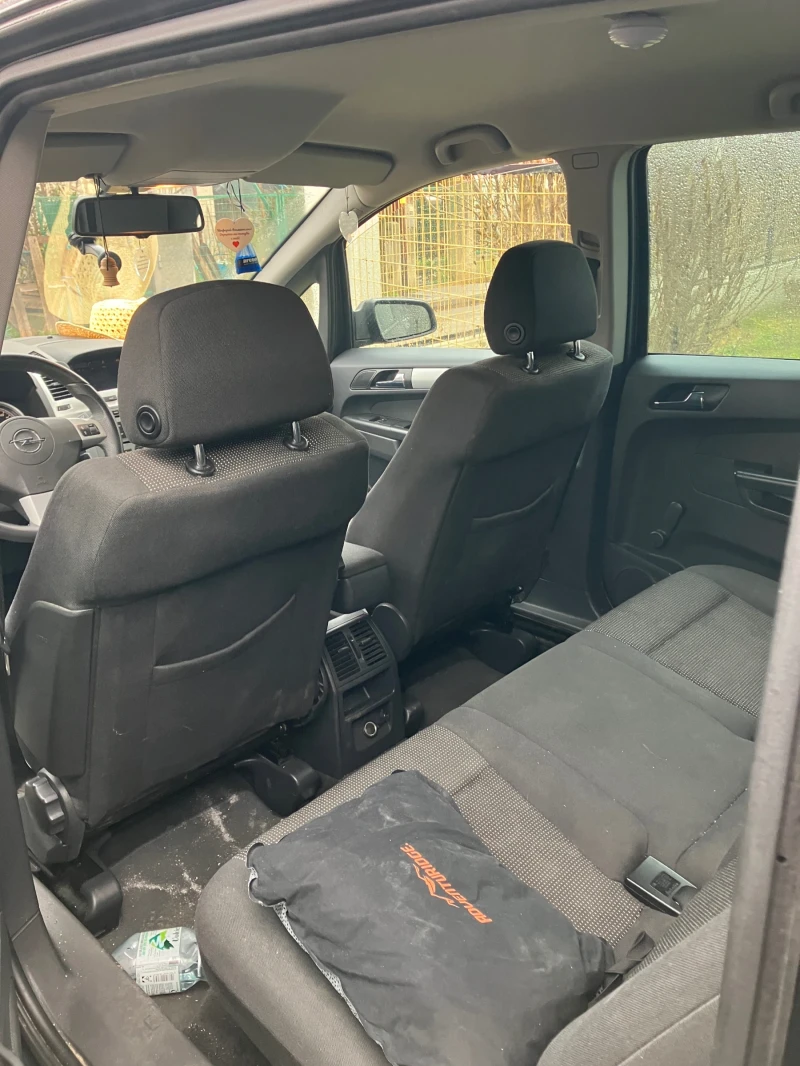 Opel Zafira 1.9CDTI FACE LIFT, снимка 4 - Автомобили и джипове - 53291176