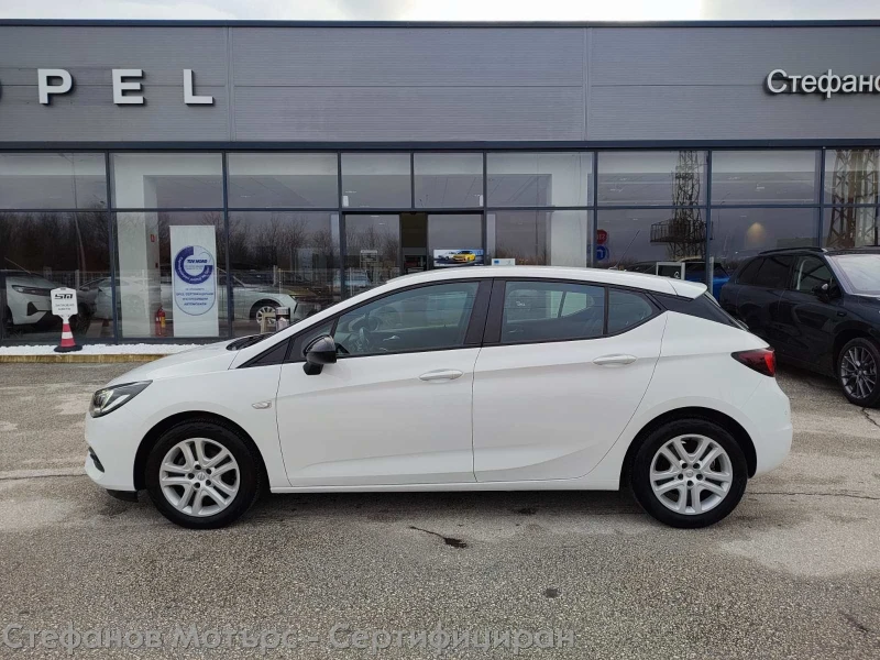 Opel Astra Edition 1.2 Turbo (130hp) MT6, снимка 4 - Автомобили и джипове - 53455068