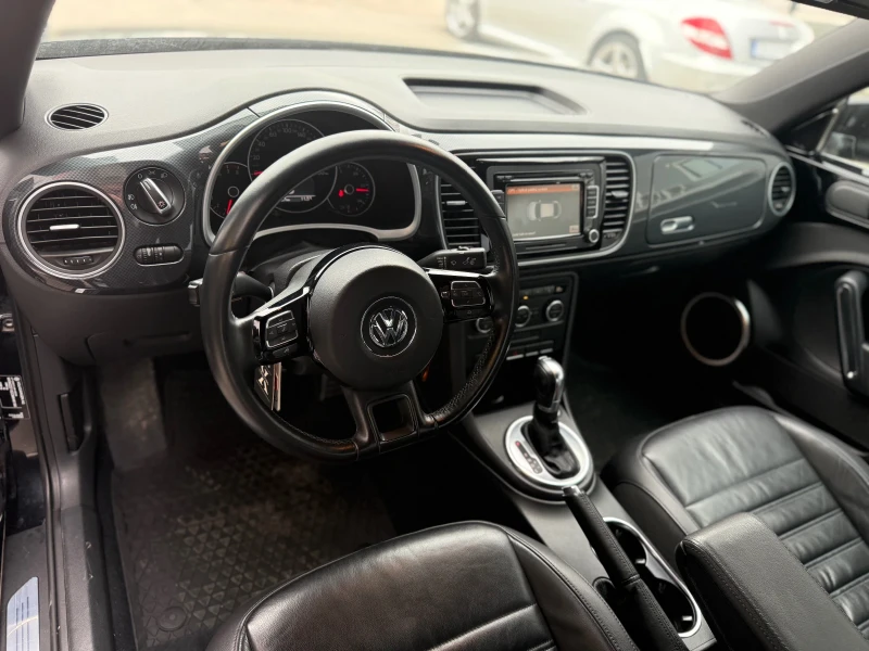 VW Beetle R-Line* 2.0TFSI* 200кс.* DSG, снимка 8 - Автомобили и джипове - 53487278