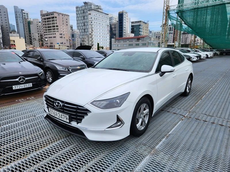 Hyundai Sonata 2.0 Automatic