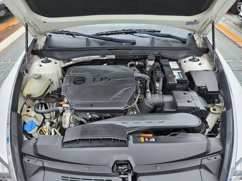 Hyundai Sonata 2.0 Automatic, снимка 17 - Автомобили и джипове - 55658599