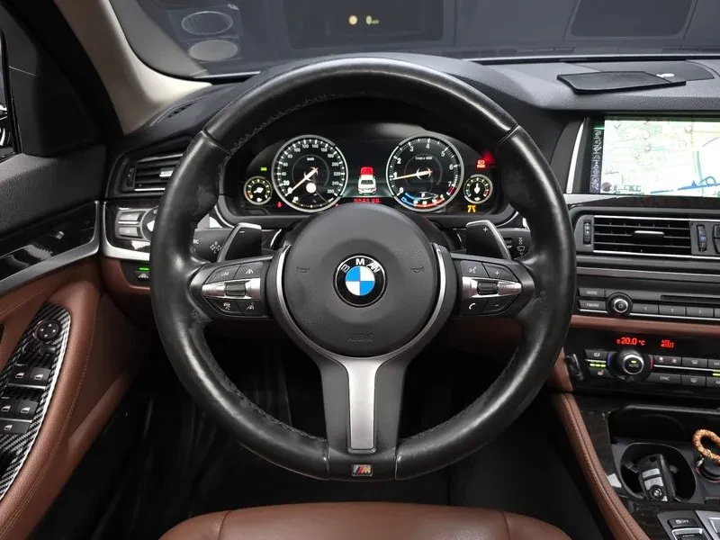 BMW 528 I xDrive M Aerodynamics - САМО 30% АВАНС, снимка 13 - Автомобили и джипове - 55803146