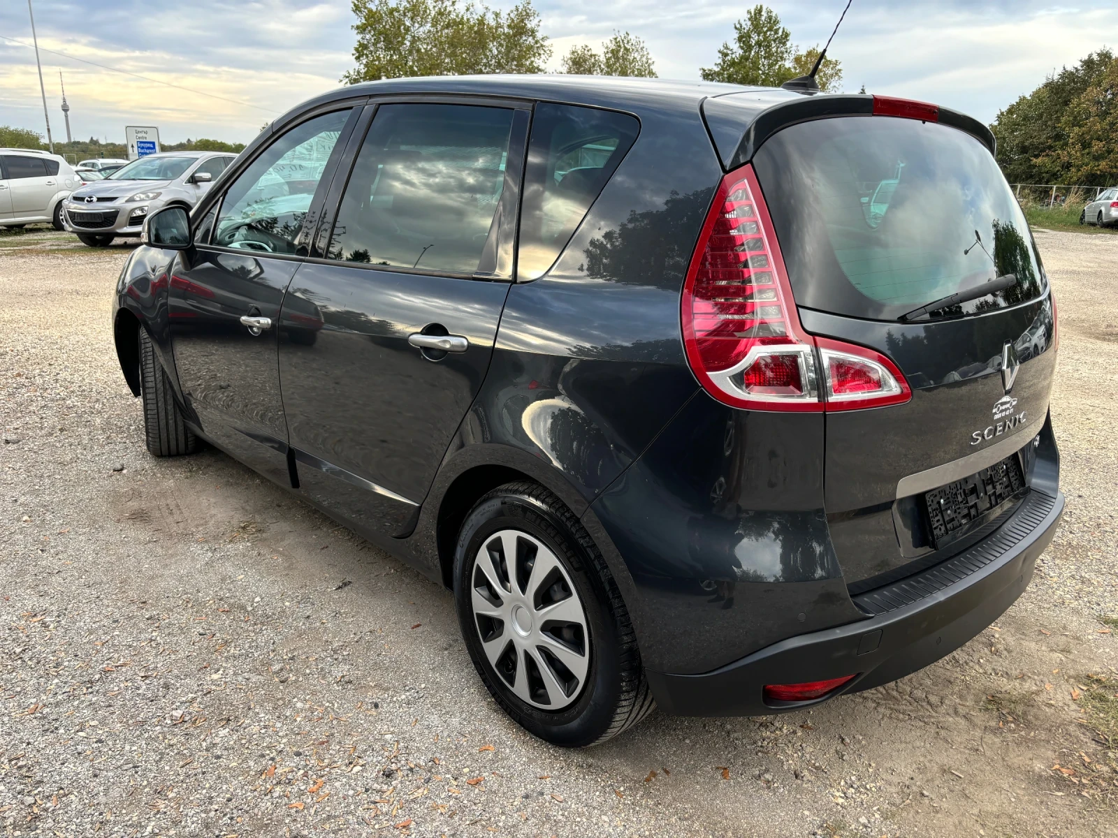 Renault Scenic 2010+ АВТОМАТ+ ФЕЙС+ 1.5DCI+ НАВИ+ КАМЕРА+ С.ИСТОР - изображение 6