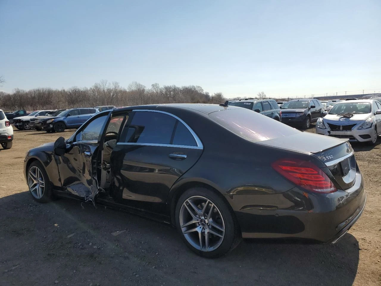 Mercedes-Benz S 550  550 4MATIC - изображение 4