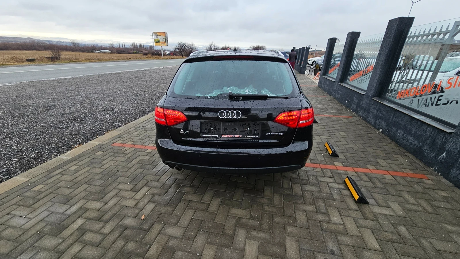 Audi A4 2.0TDI---NAVI - изображение 5