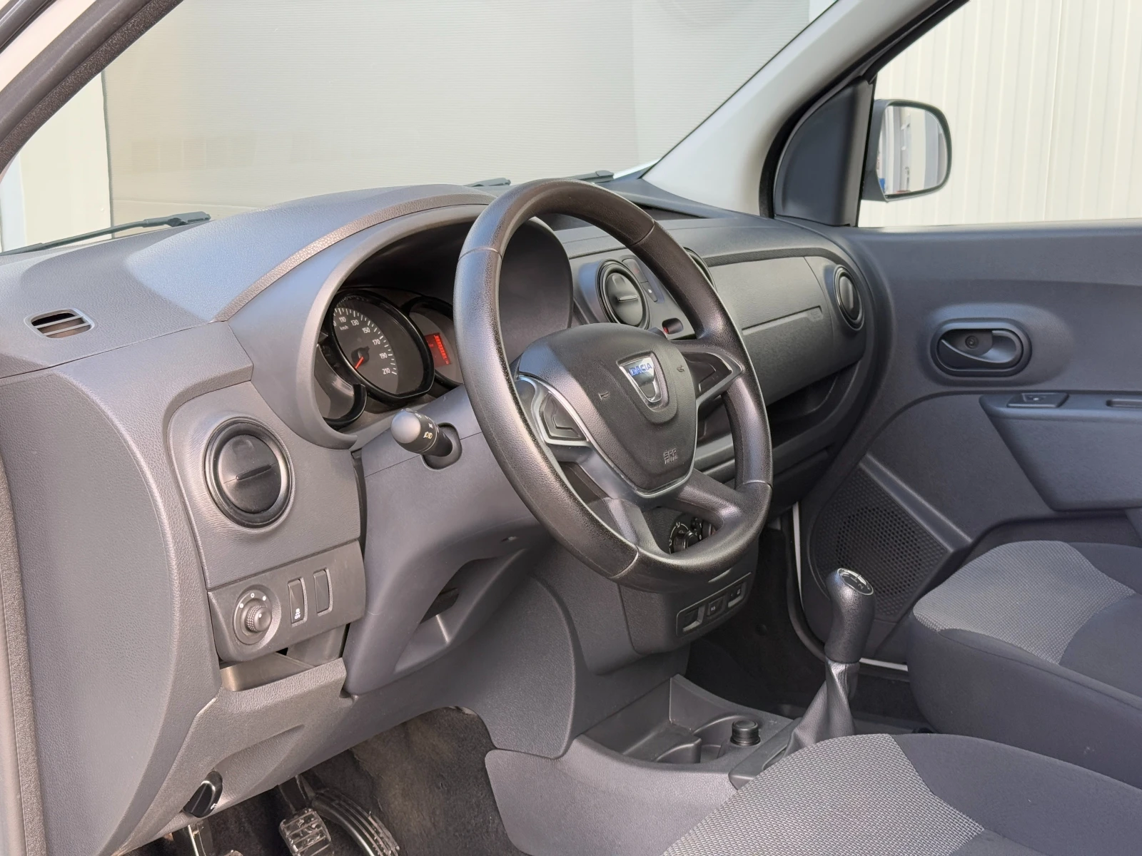 Dacia Dokker 1.5   | Mobile.bg   11