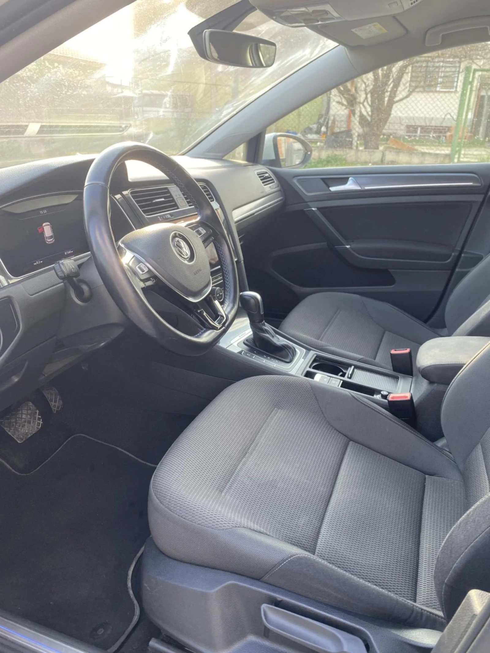 VW Golf E-GOLF - изображение 9