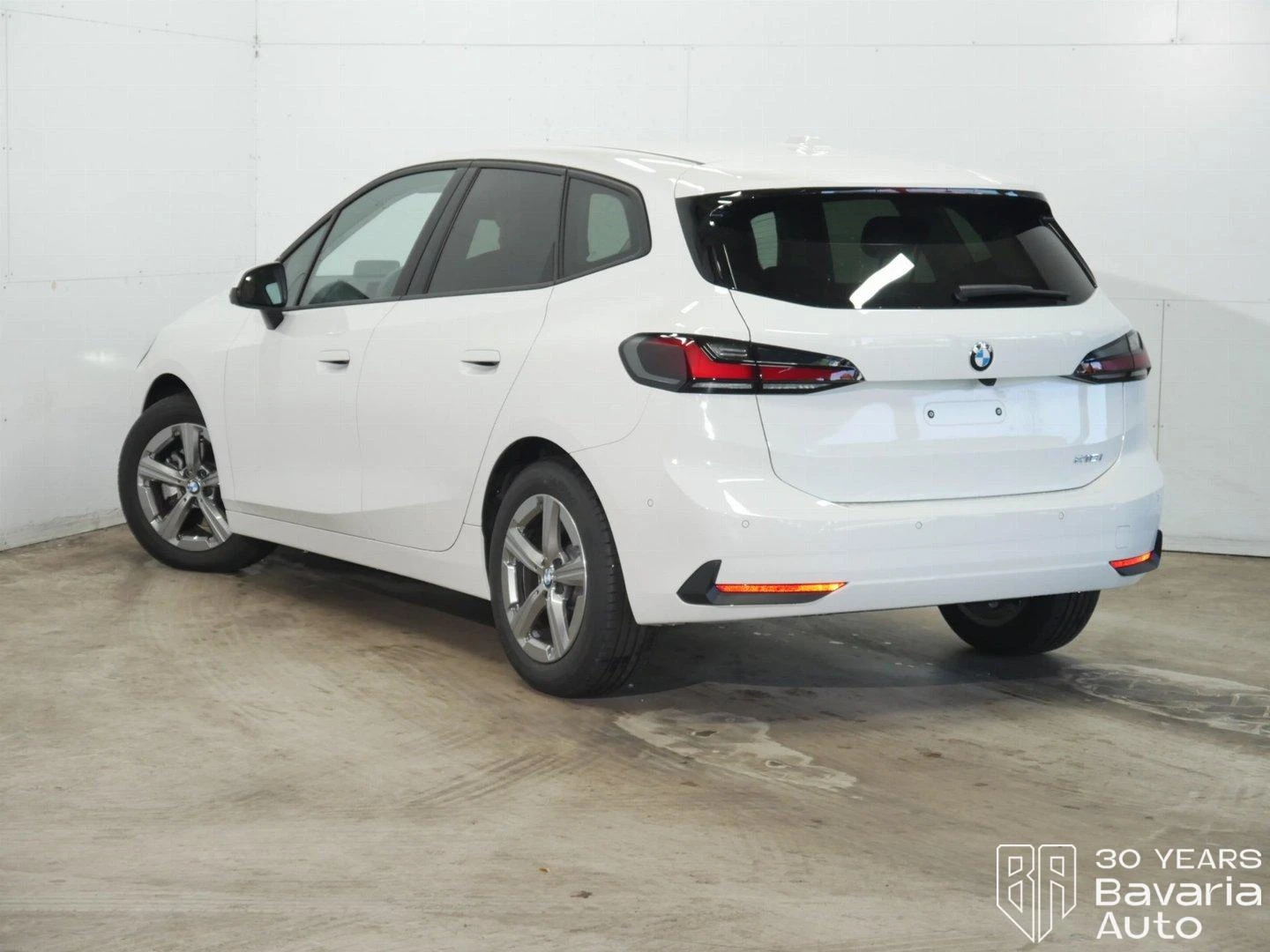 BMW 218  i Active Tourer Steptronic - изображение 2