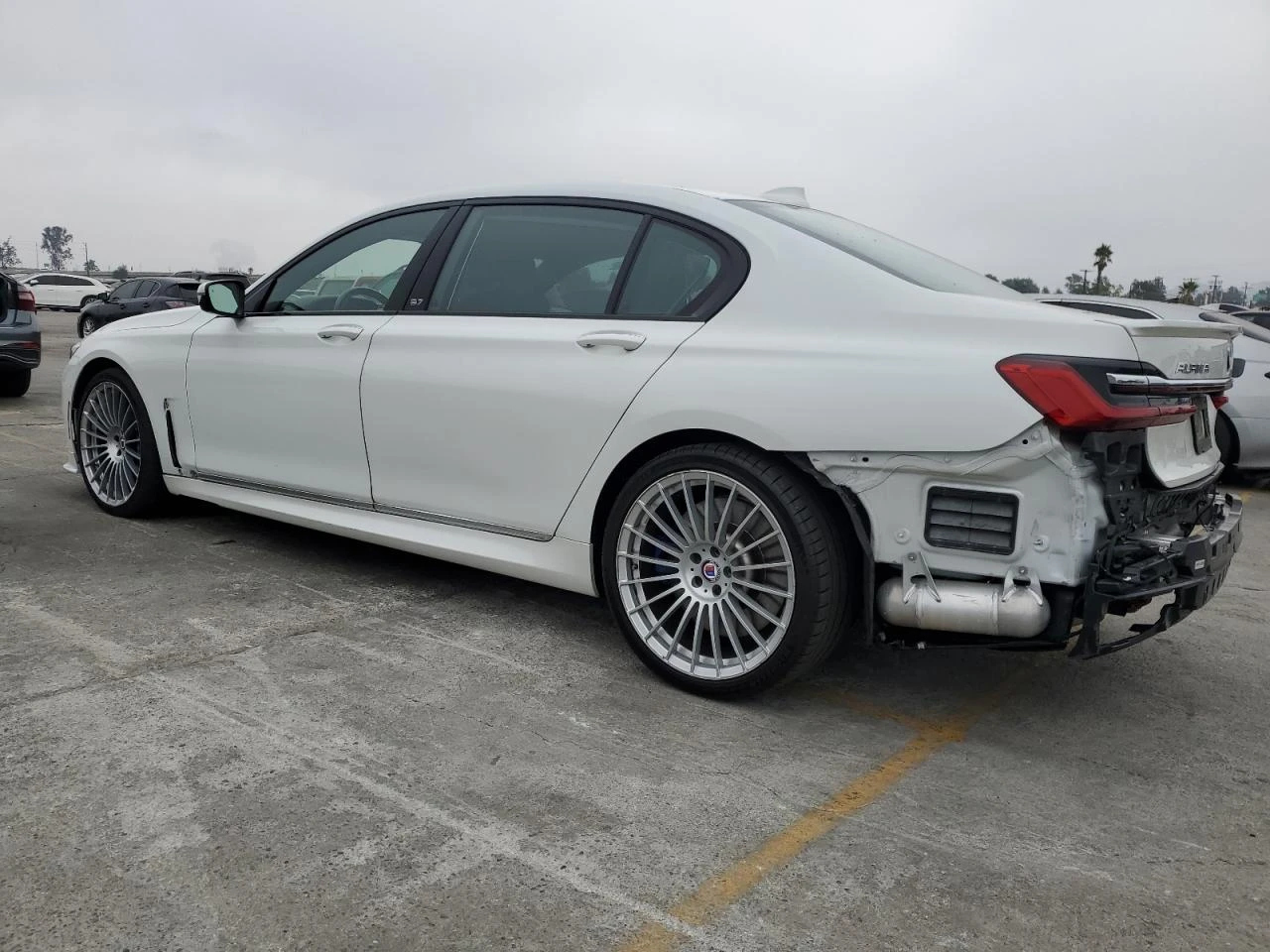 BMW 760 2022 BMW ALPINA B7 - изображение 4