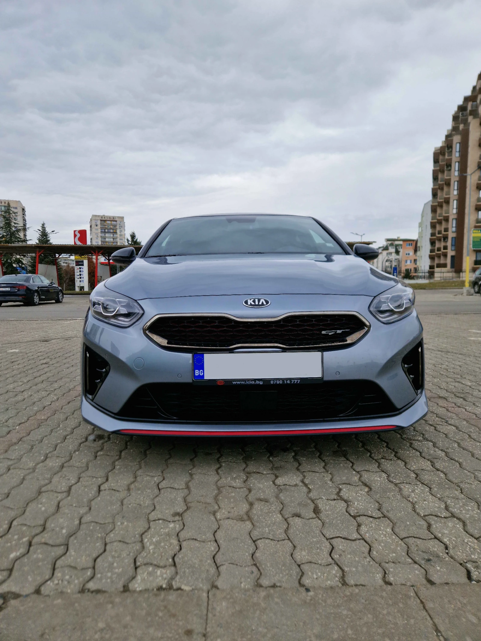 Kia Ceed GT - изображение 2