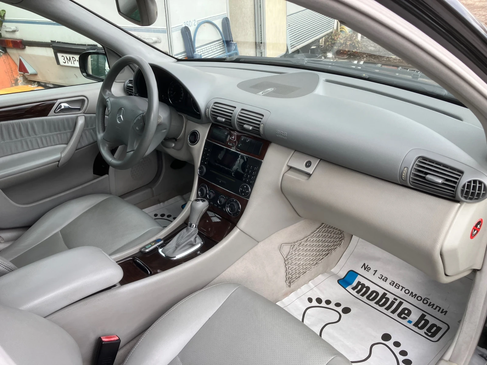 Mercedes-Benz C 220 CDI-Avangarde, снимка 12 - Автомобили и джипове - 53787275