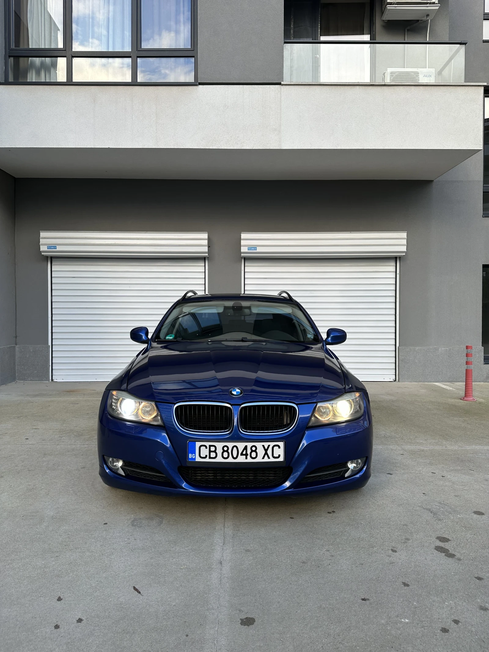 BMW 320 2.0D Touring Facelift 184hp Panorama Automatic, снимка 2 - Автомобили и джипове - 54455449