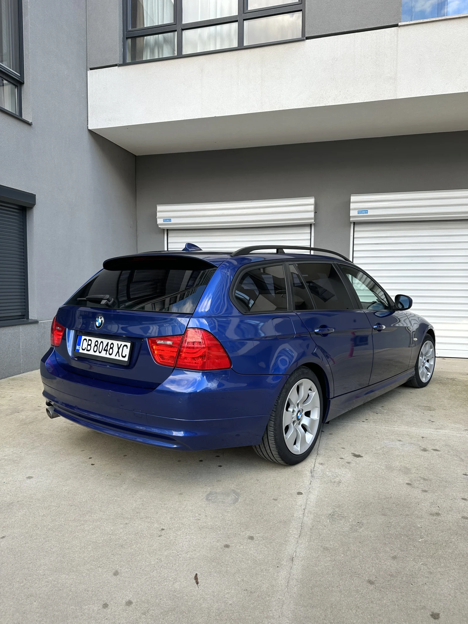 BMW 320 2.0D Touring Facelift 184hp Panorama Automatic, снимка 6 - Автомобили и джипове - 54455449