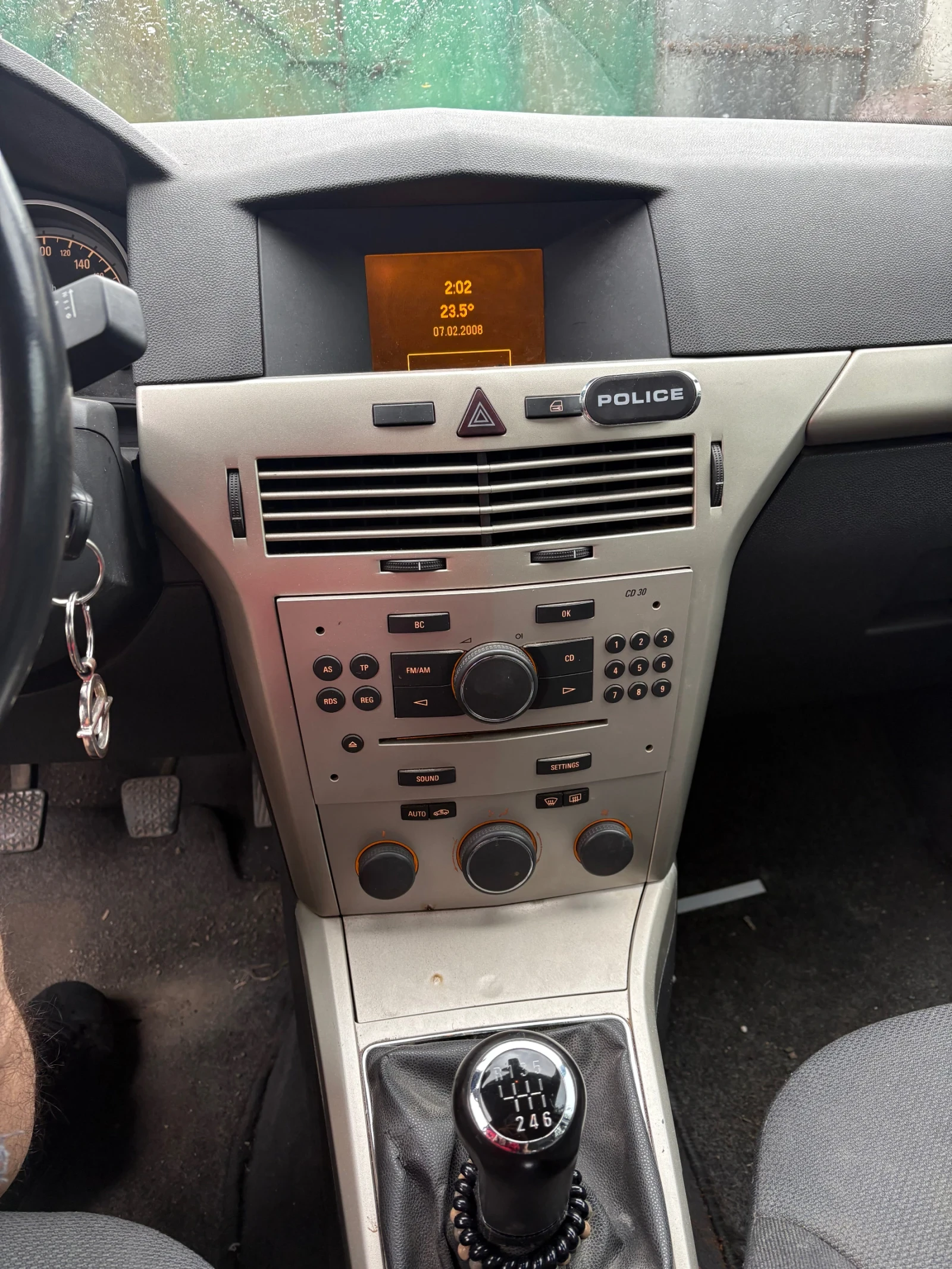 Opel Astra 1.7CDTI 110HP Facelift, снимка 10 - Автомобили и джипове - 54575604
