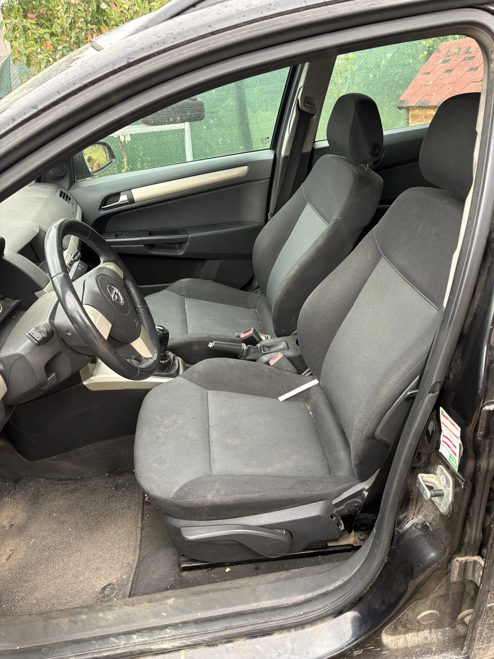 Opel Astra 1.7CDTI 110HP Facelift, снимка 9 - Автомобили и джипове - 54575604