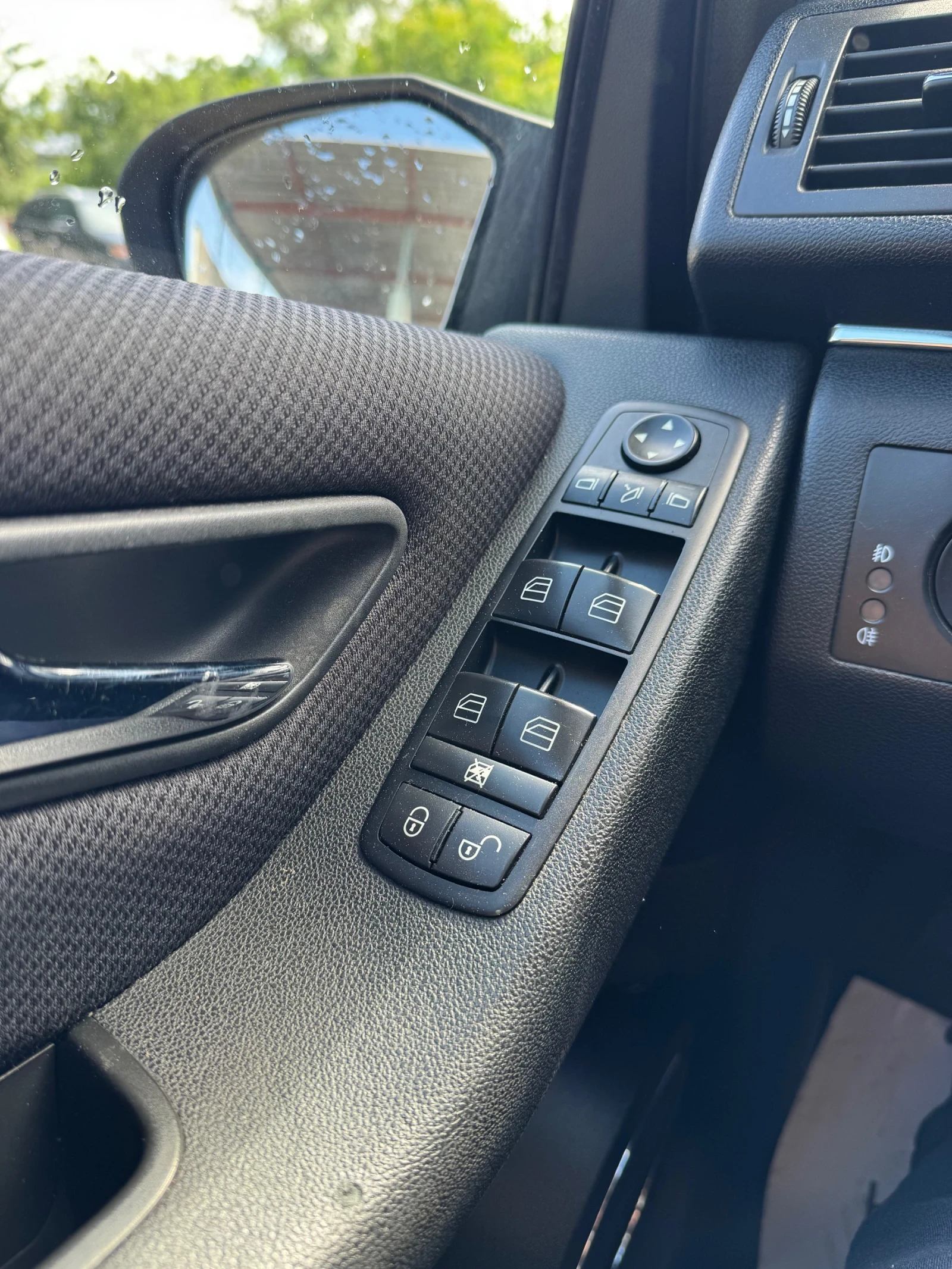 Mercedes-Benz B 180 CDI, снимка 9 - Автомобили и джипове - 54730851