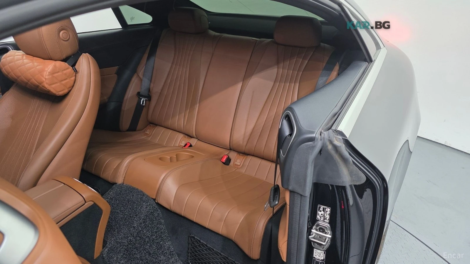 Mercedes-Benz E 450 4MATIC* DISTRONIC* 360CAM* DRIVE-ASSIST* BURMESTER, снимка 14 - Автомобили и джипове - 54769215